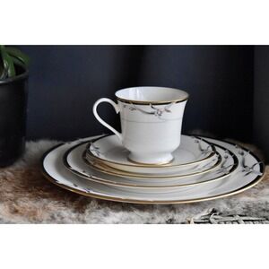 Gorham Manhattan Iris 5‎ Piece Place Setting 24k Gold plate cup luxury